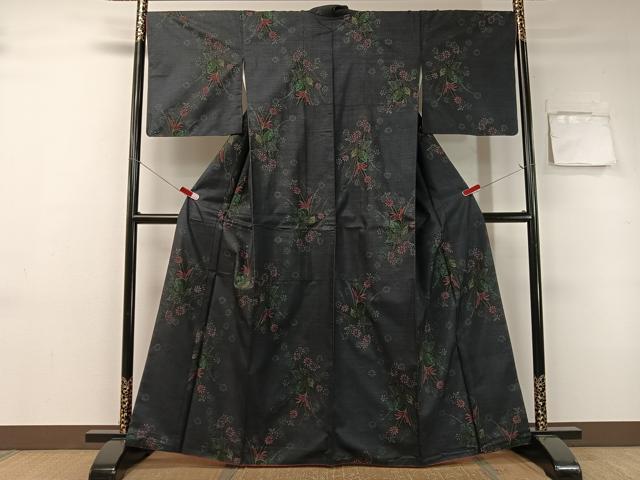 平和屋着物●本場大島紬　9マルキ　草花文　正絹　逸品　CABB5103vp