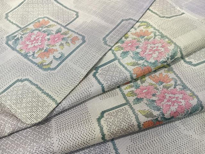 平和屋着物●本場大島紬 7マルキ 総絣 色紙花文 正絹 逸品 未使用 CABB5134vp