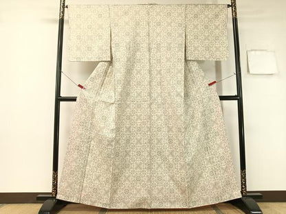 平和屋着物●本場大島紬 白大島 7マルキ 吉祥花文 正絹 逸品 未使用 CABB5136vp