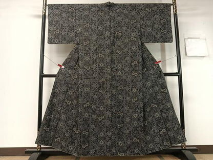 平和屋着物●本場大島紬 7マルキ 草花文 正絹 逸品 CABB5137vp