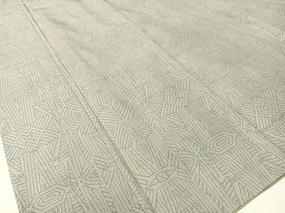 平和屋着物●本場大島紬　白大島　7マルキ　幾何学文様　正絹　逸品　CABB5178vp
