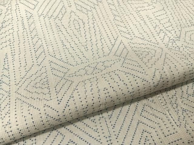 平和屋着物●本場大島紬　白大島　7マルキ　幾何学文様　正絹　逸品　CABB5178vp