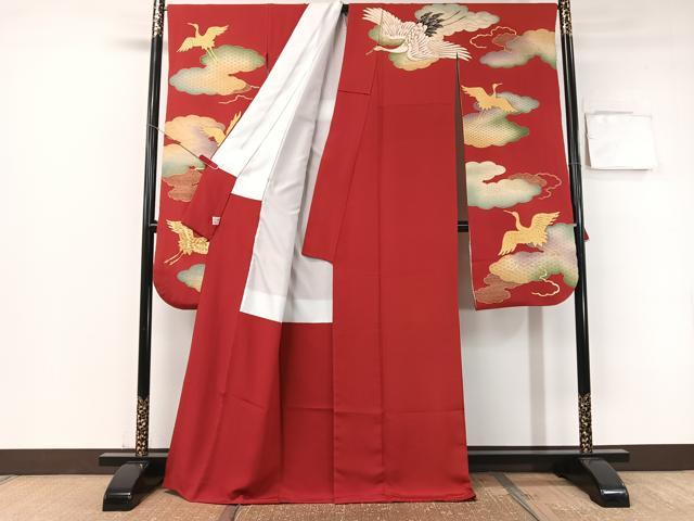 平和屋着物●ファッションデザイナー　花井幸子　振袖　駒刺繍　雲取り飛鶴文　金彩　正絹　逸品　CABB5181vp 平和屋着物○ファッションデザイナー 花井幸子 振袖 駒刺繍 雲取り飛鶴文