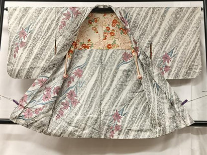 平和屋着物＃草花文　金糸　正絹　逸品　CABB5471ua