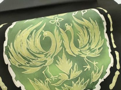 平和屋着物●塩瀬　九寸名古屋帯　ろうけつ染　枝葉鳥文　黒地　正絹　逸品　CABB5812hy