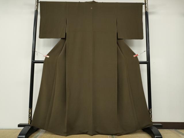 平和屋着物●上質な色無地 媚茶色 鬼しぼ縮緬 阪急百貨店扱い 正絹 逸品 CABB6084ut