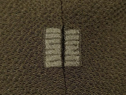 平和屋着物●上質な色無地 媚茶色 鬼しぼ縮緬 阪急百貨店扱い 正絹 逸品 CABB6084ut
