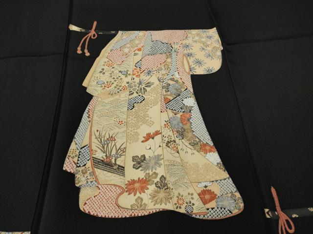 平和屋着物●創業460年・千總　訪問着　誰が袖花文　黒地　金彩　正絹　逸品　CABB6096ut