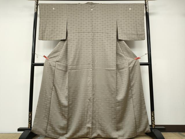 平和屋着物●上質なお召　吉祥花地紋　胡桃染色　正絹　逸品　CABB6101ut