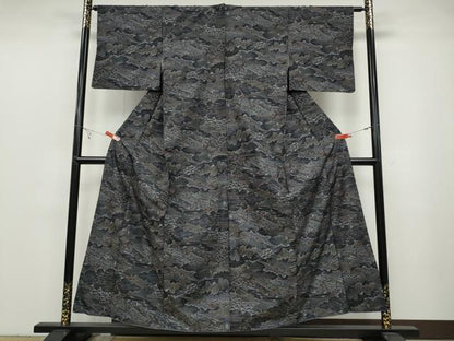 平和屋着物●本場大島紬　9マルキ　人物立波草木文　正絹　逸品　CABB6152ut