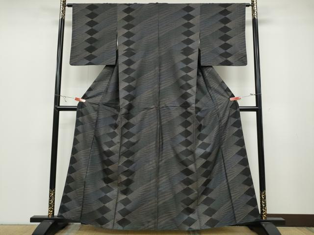 平和屋着物●本場大島紬 9マルキ 吉祥文 正絹 逸品 CABB6170ut