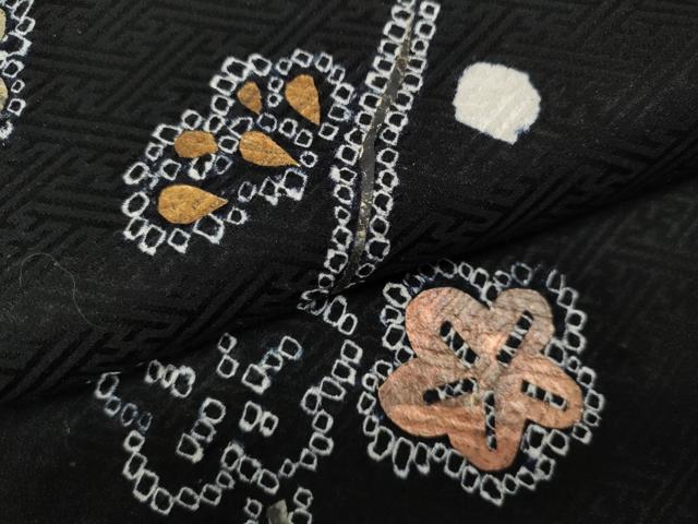 平和屋着物○上質な紬 刺し子 源氏車 黒地 正絹 逸品 DAAZ7651ud 美品