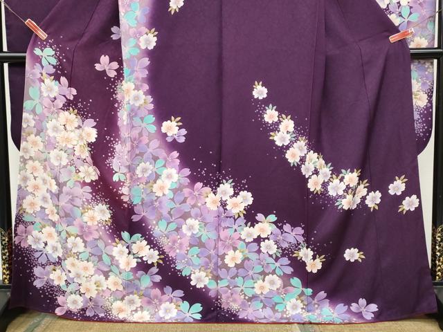平和屋着物●豪華振袖　刺繍　舞花文　暈し染め　銀通し地　正絹　逸品　CABB6246ut 平和屋着物○豪華振袖 刺繍 舞花文 暈し染め 銀通し地 正絹