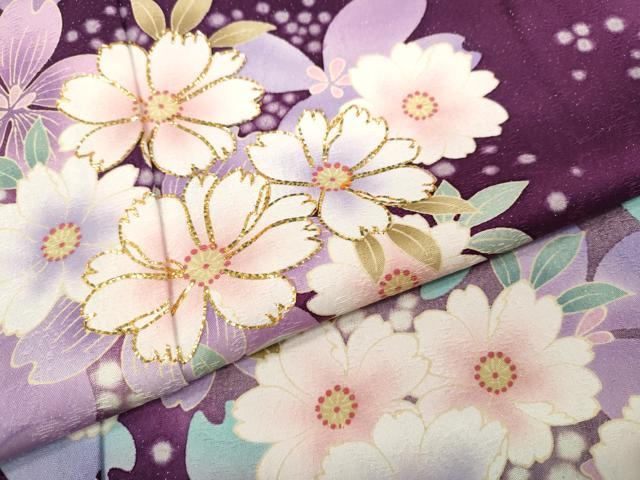 平和屋着物●豪華振袖　刺繍　舞花文　暈し染め　銀通し地　正絹　逸品　CABB6246ut 平和屋着物○豪華振袖 刺繍 舞花文 暈し染め 銀通し地 正絹