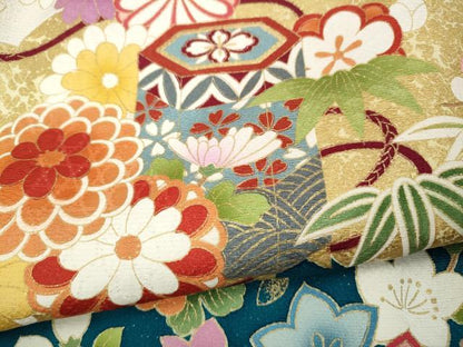 平和屋着物●豪華振袖　駒刺繍　地紙熨斗貝桶花文　暈し染め　銀通し地　正絹　逸品　CABB6269ut
