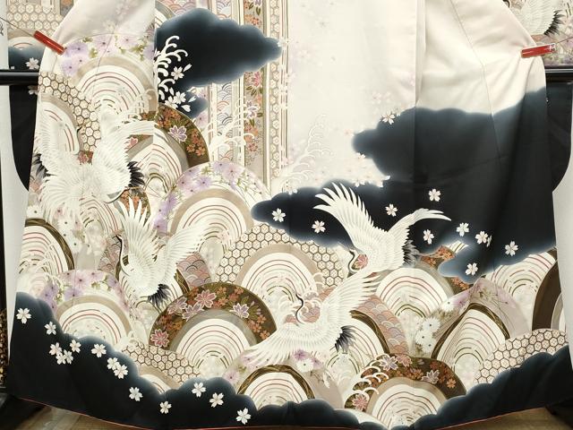 平和屋着物●豪華振袖　刺繍　飛鶴立波花文　暈し染め　金彩　正絹　逸品　CABB6271ut