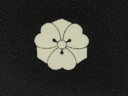 平和屋着物●金彩友禅作家　金彩の魔術師　堀省平　金煌織　黒留袖　花遊禅　唐獅子地紙花文　本金箔　正絹　逸品　CABB6279ut