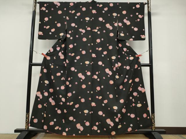 平和屋着物●上質な小紋　舞花文　黒地　金彩　松坂屋扱い　正絹　逸品　CABB6281ut 平和屋着物○上質な小紋 舞花文 黒地 金彩 松坂屋扱い 正絹 逸品