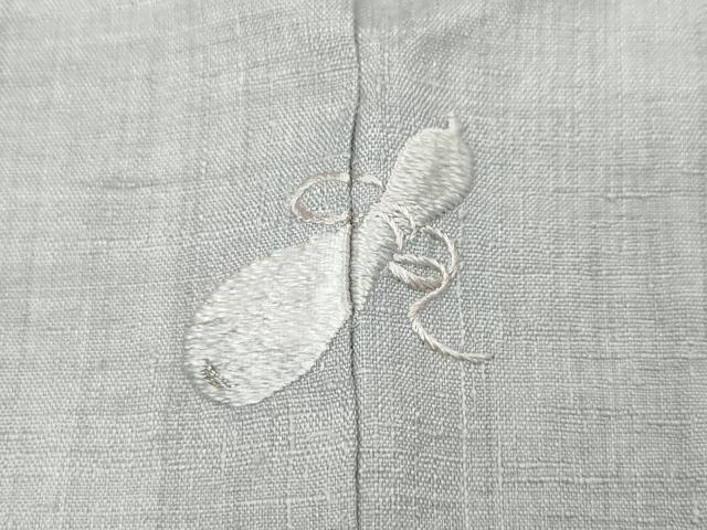 平和屋着物●結城紬　白梅鼠色　正絹　逸品　CABB6284ut 平和屋着物○結城紬 白梅鼠色 正絹 逸品 CABB6284ut