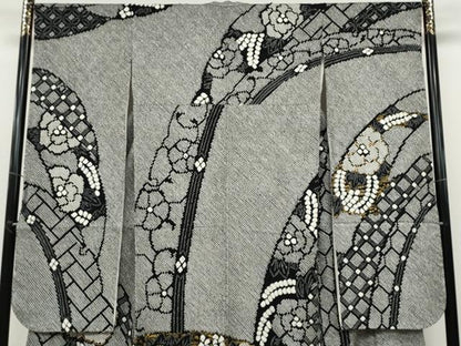 平和屋着物●豪華振袖　総絞り　駒刺繍　吉祥花文　黒地　金彩　さが美扱い　正絹　逸品　CABB6298ut