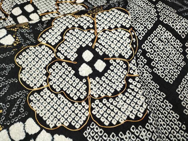 平和屋着物●豪華振袖　総絞り　駒刺繍　吉祥花文　黒地　金彩　さが美扱い　正絹　逸品　CABB6298ut