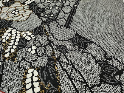 平和屋着物●豪華振袖　総絞り　駒刺繍　吉祥花文　黒地　金彩　さが美扱い　正絹　逸品　CABB6298ut