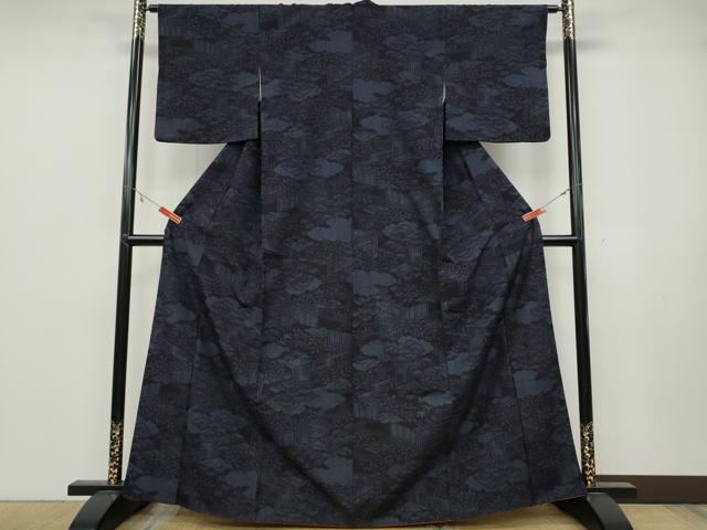 平和屋着物●結城紬　100亀甲　風景草木文　正絹　逸品　CABB6319ut