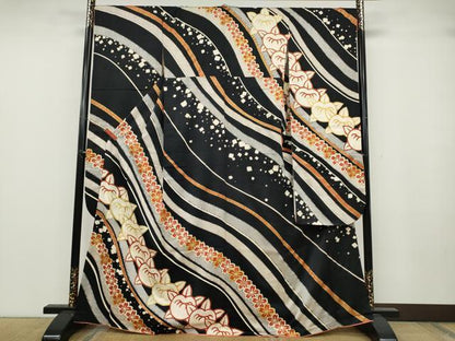平和屋着物●十日町老舗ブランド　吉澤友禅　吾妻徳穂　振袖　駒刺繍　橘桜文　黒地　金彩　正絹　逸品　CABB6337ut