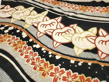 平和屋着物●十日町老舗ブランド　吉澤友禅　吾妻徳穂　振袖　駒刺繍　橘桜文　黒地　金彩　正絹　逸品　CABB6337ut