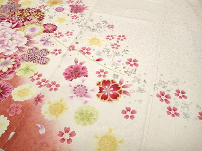 平和屋着物●豪華振袖　刺繍　花蝶文　暈し染め　金銀彩　正絹　逸品　CABB6341ut