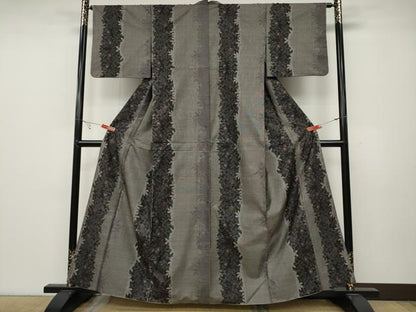 平和屋着物●本場大島紬　9マルキ　草花間道　シルエット　正絹　逸品　CABB6345ut