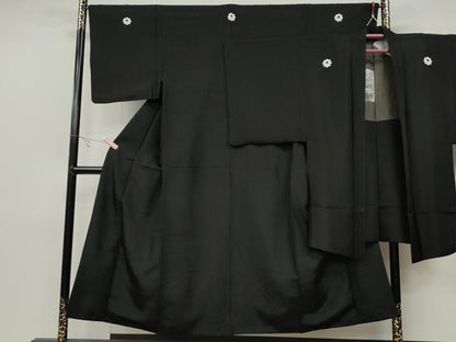 平和屋着物●男性　黒紋付　羽織セット　羽裏：風景地紙文　正絹　逸品　CABB6347ut