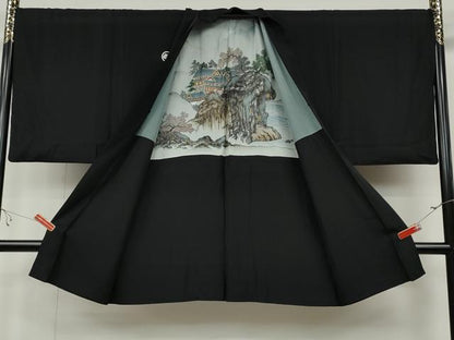 平和屋着物●男性　黒紋付　羽織セット　羽裏：風景文　正絹　逸品　CABB6348ut