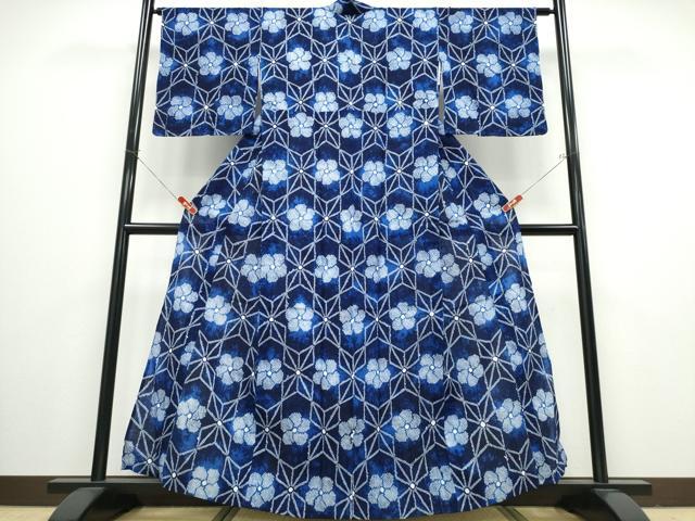 平和屋着物∴夏物　浴衣　有松鳴海絞り　捻じ梅　麻の葉文様　綿　逸品　未使用　CABB6655ng
