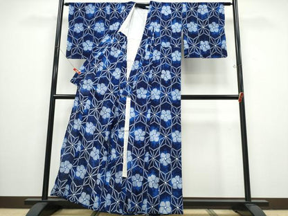 平和屋着物∴夏物　浴衣　有松鳴海絞り　捻じ梅　麻の葉文様　綿　逸品　未使用　CABB6655ng