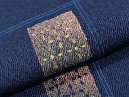 平和屋着物▼上質な小紋　市松吉祥文　金彩　正絹　逸品　CABB6830th