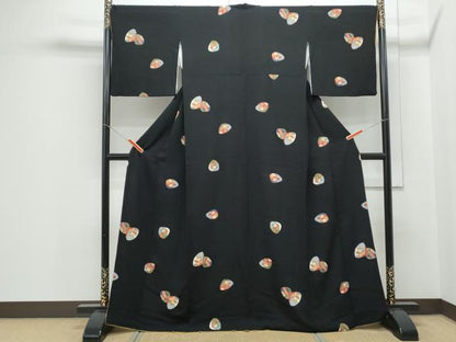 平和屋着物●上質な小紋　貝合わせ花文　黒地　金彩　鬼しぼ縮緬　正絹　逸品　CABB6994th