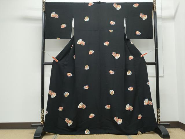 平和屋着物●上質な小紋　貝合わせ花文　黒地　金彩　鬼しぼ縮緬　正絹　逸品　CABB6994th