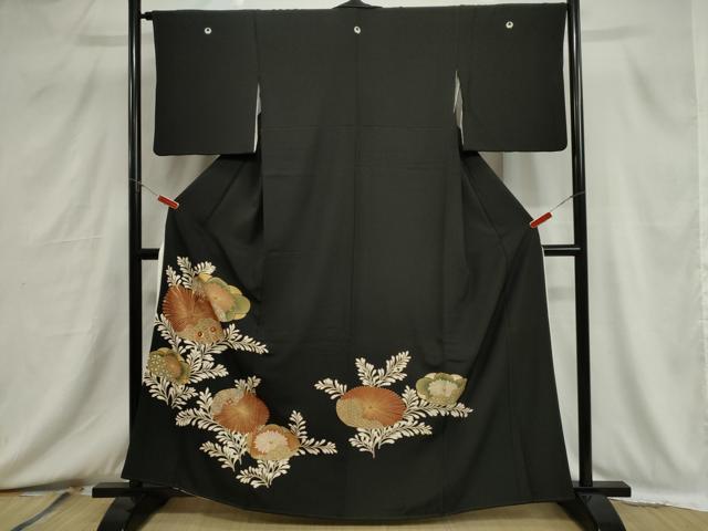 平和屋着物■豪華黒留袖 駒刺繍 草花文 金彩 正絹 逸品 CABB7294dy