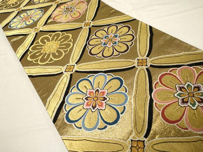 平和屋着物▼六通柄袋帯　菱花文　黒地　金糸　正絹　逸品　CABB7534dy