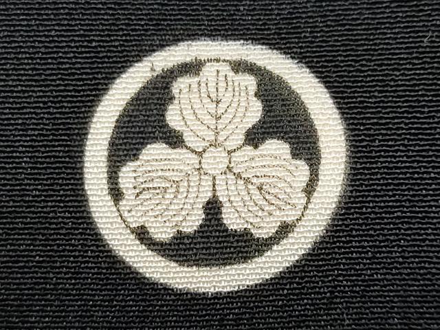 平和屋着物■豪華黒留袖　駒刺繍　松菊唐草文　金彩　正絹　逸品　CABB7685fb