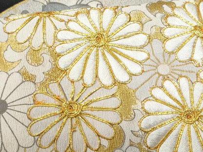 平和屋着物■豪華黒留袖　駒刺繍　松菊唐草文　金彩　正絹　逸品　CABB7685fb