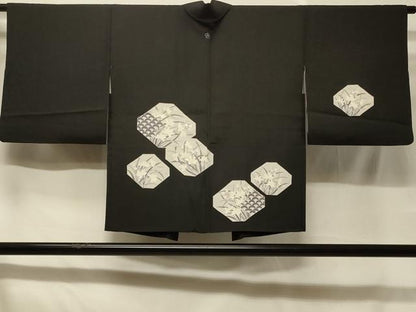 平和屋着物＃羽織　青海波草花文　黒地　正絹　逸品　CABB8033in