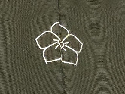 平和屋着物＃羽織　青海波草花文　黒地　正絹　逸品　CABB8033in