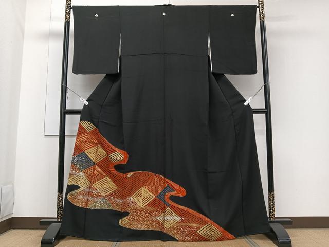 平和屋着物■豪華黒留袖　駒刺繍　菱文　金彩　正絹　逸品　CABB8571xi