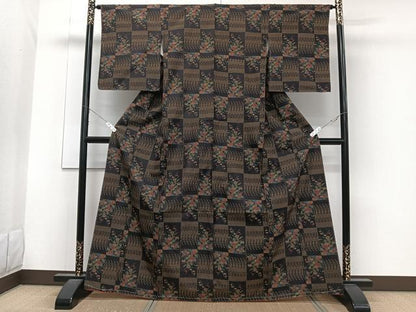 平和屋着物■上質な紬　格子花文　黒地　正絹　逸品　未使用　CABB8759xi
