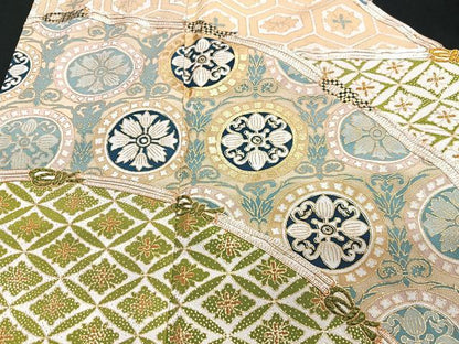 平和屋着物■豪華黒留袖　駒刺繍　吉祥花文　金彩　正絹　逸品　CABB9167xe