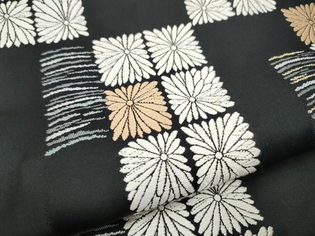平和屋着物●六通柄袋帯　唐織　市松菊文　黒地　正絹　逸品　CABB9232hy