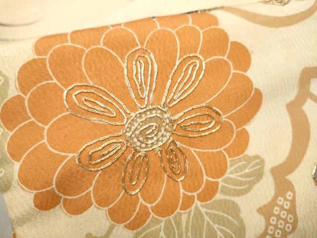 平和屋着物▼アンティーク　大正ロマン　丸帯　駒刺繍　草花文　引き抜き帯　正絹　逸品　CABB9439hy