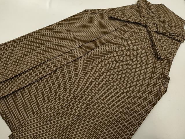 平和屋着物●男性　馬乗り袴　亀甲文様　正絹　逸品　CABB9614ze